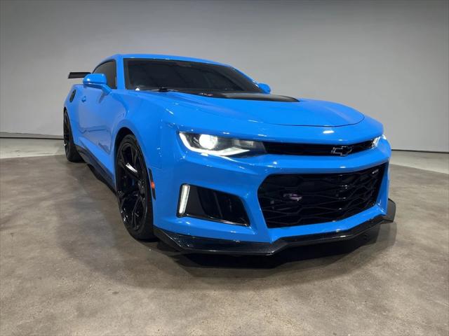 2022 Chevrolet Camaro RWD Coupe ZL1