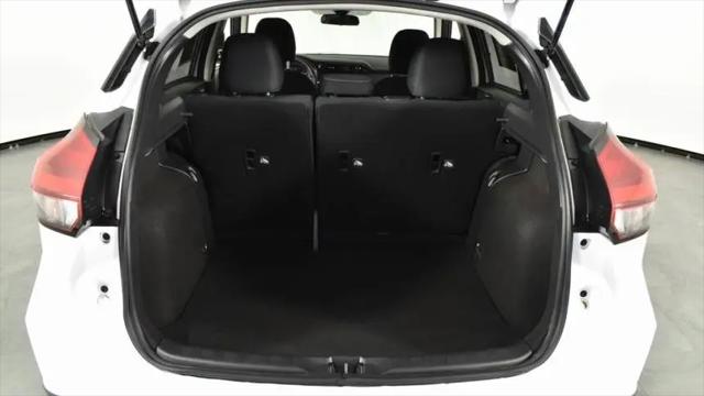 2021 Nissan Kicks SV Xtronic CVT