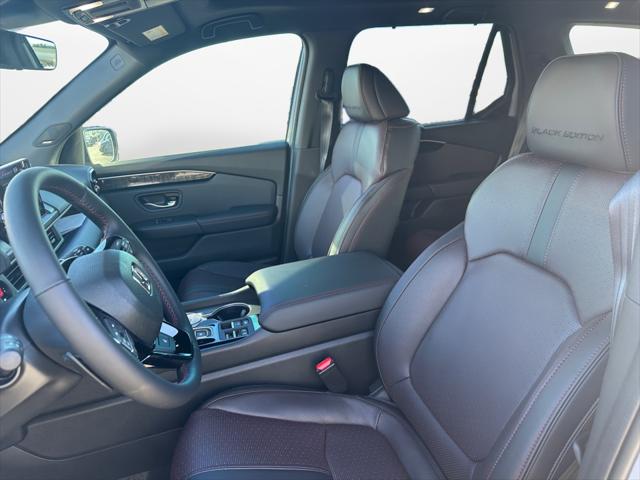 2025 Honda Pilot Black Edition