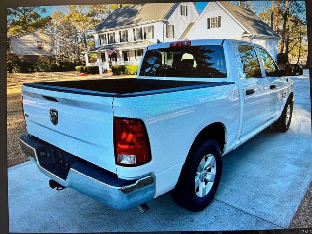 2022 Ram 1500 Classic SLT Crew Cab 4x2 5'7" Box