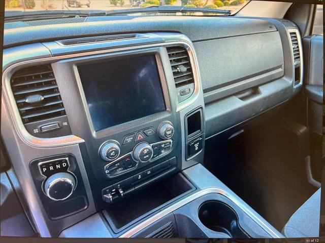 2022 Ram 1500 Classic SLT Crew Cab 4x2 5'7" Box
