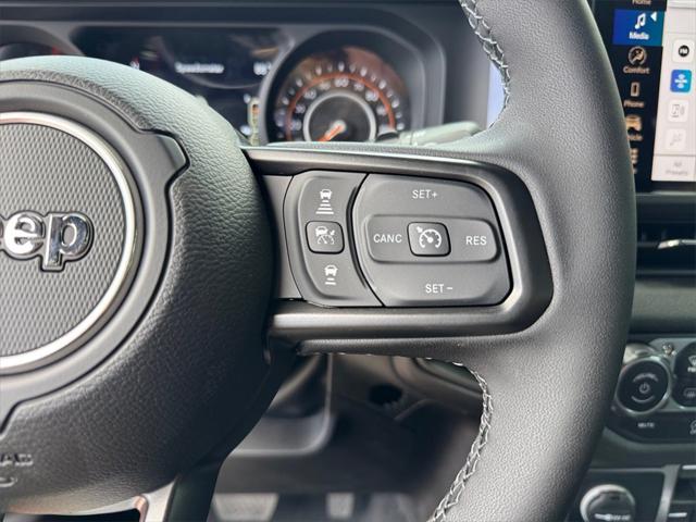 2025 Jeep Wrangler 4-Door Summit 4x4