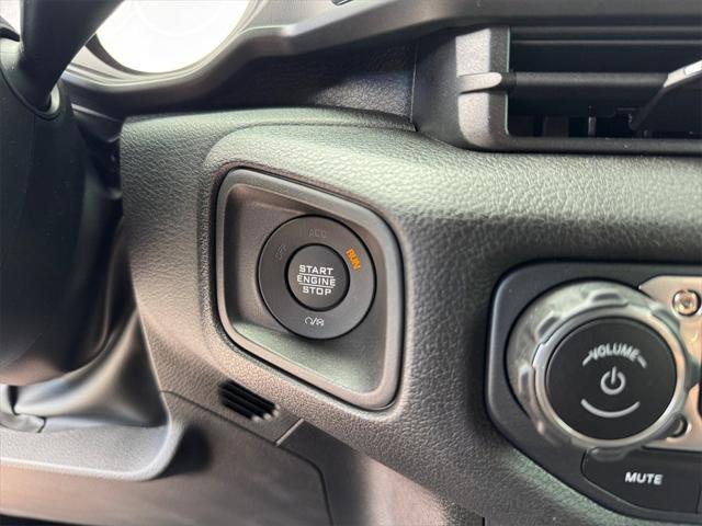 2025 Jeep Wrangler 4-Door Summit 4x4