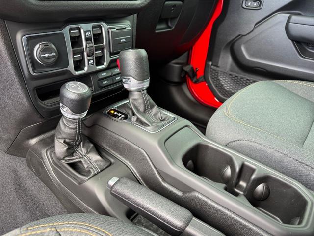 2025 Jeep Wrangler 4-Door Summit 4x4
