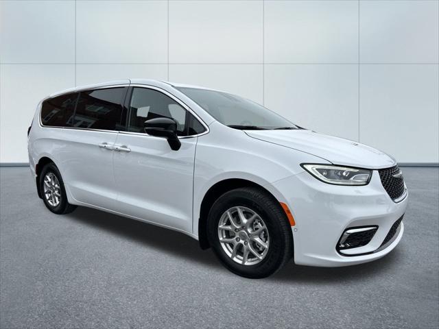 2025 Chrysler Pacifica PACIFICA SELECT