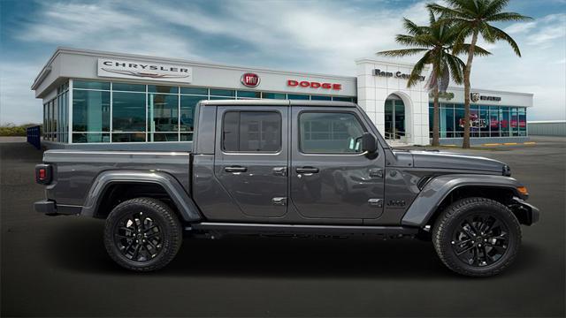 2025 Jeep Gladiator GLADIATOR NIGHTHAWK 4X4