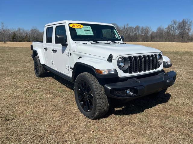 2025 Jeep Gladiator GLADIATOR NIGHTHAWK 4X4