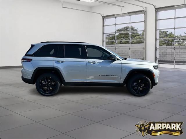 2025 Jeep Grand Cherokee GRAND CHEROKEE LIMITED 4X4 2025 Jeep Grand Cherokee GRAND CHEROKEE LIMITED 4X4