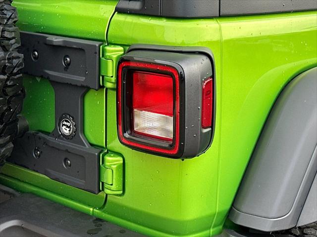 2025 Jeep Wrangler 4-Door Willys 4x4
