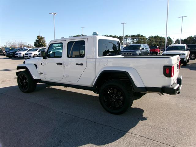 2025 Jeep Gladiator GLADIATOR NIGHTHAWK 4X4