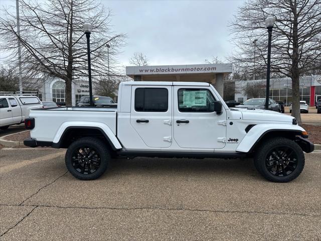 2025 Jeep Gladiator GLADIATOR NIGHTHAWK 4X4
