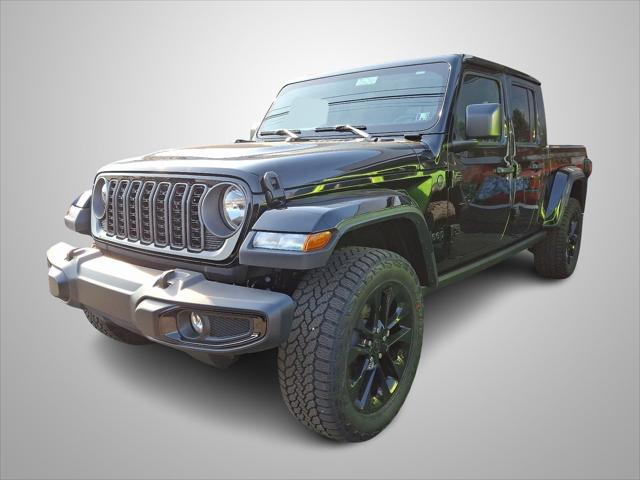 2025 Jeep Gladiator GLADIATOR NIGHTHAWK 4X4