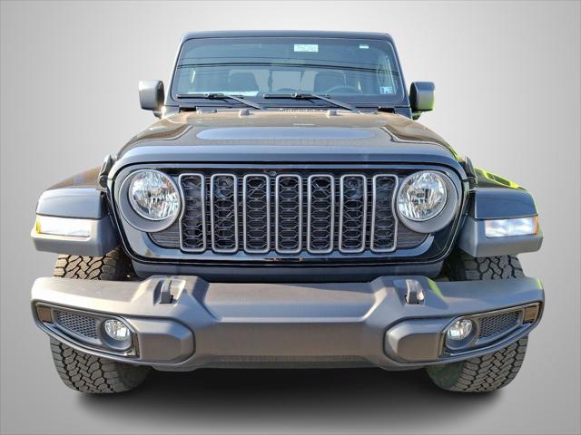 2025 Jeep Gladiator GLADIATOR NIGHTHAWK 4X4