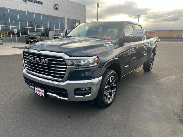 2025 RAM Ram 1500 RAM 1500 LARAMIE CREW CAB 4X4 64 BOX