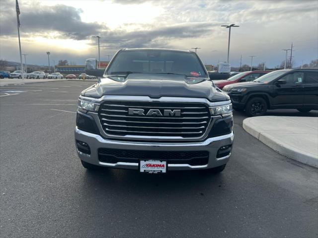 2025 RAM Ram 1500 RAM 1500 LARAMIE CREW CAB 4X4 64 BOX