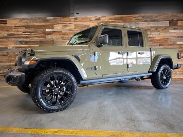 2025 Jeep Gladiator GLADIATOR NIGHTHAWK 4X4