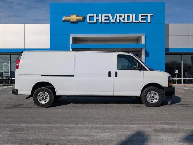 2023 GMC Savana Cargo RWD 2500 Extended Wheelbase Work Van