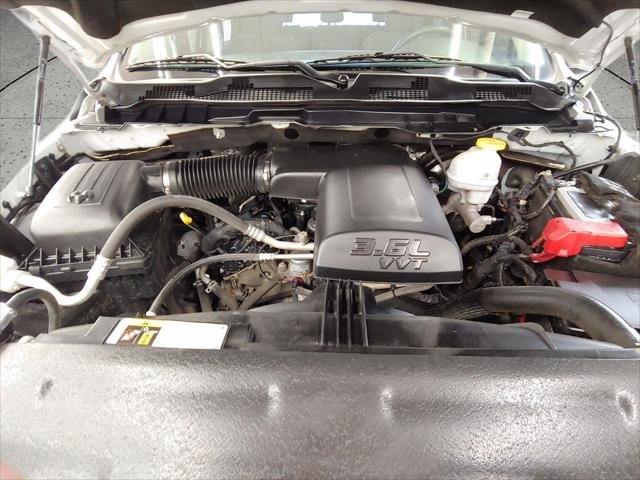 2023 RAM 1500 Classic SLT Crew Cab 4x4 57 Box 2023 RAM 1500 Classic SLT Crew Cab 4x4 57 Box