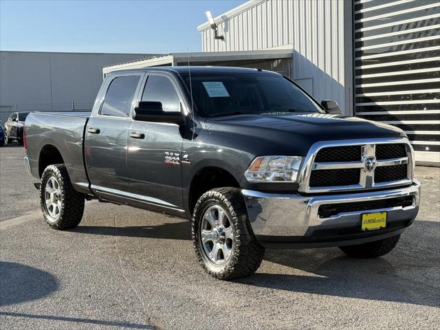 2017 RAM 2500 Tradesman Crew Cab 4x4 64 Box