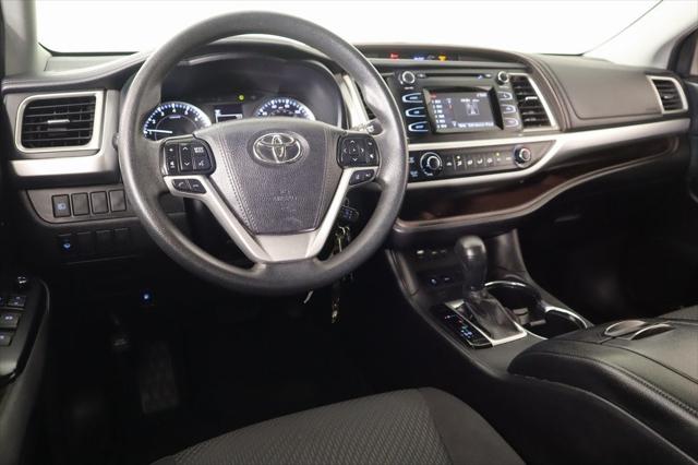 2019 Toyota Highlander LE