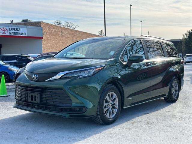 2021 Toyota Sienna LE