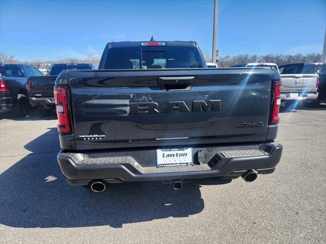 2025 RAM Ram 1500 RAM 1500 WARLOCK CREW CAB 4X4 57 BOX