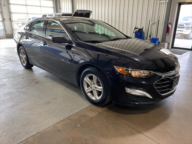 2022 Chevrolet Malibu FWD LT