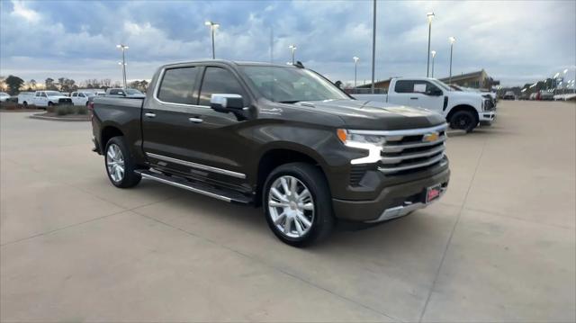 2023 Chevrolet Silverado 1500 4WD Crew Cab Short Bed High Country