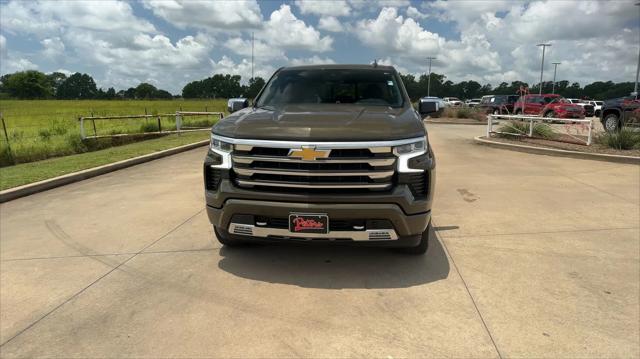 2023 Chevrolet Silverado 1500 4WD Crew Cab Short Bed High Country