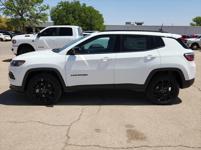 2025 Jeep Compass COMPASS LATITUDE 4X4