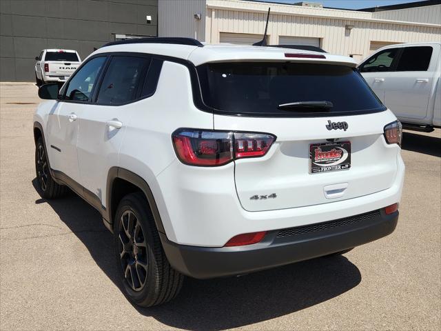2025 Jeep Compass COMPASS LATITUDE 4X4