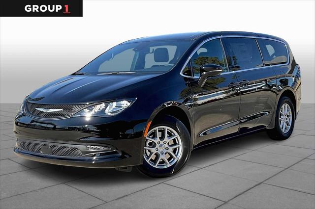 2025 Chrysler Voyager VOYAGER