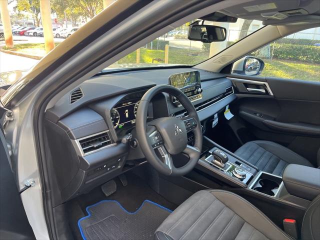 2025 Mitsubishi Outlander PHEV SE S-AWC
