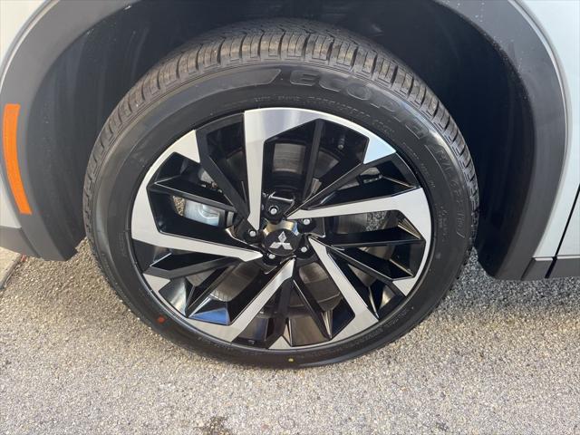 2025 Mitsubishi Outlander PHEV SE S-AWC