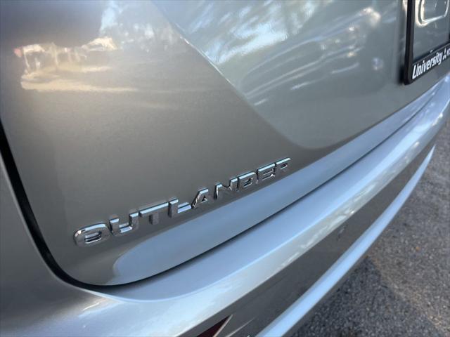 2025 Mitsubishi Outlander PHEV SE S-AWC