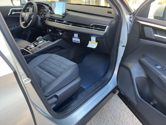 2025 Mitsubishi Outlander PHEV SE S-AWC