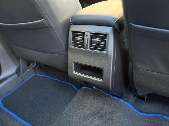 2025 Mitsubishi Outlander PHEV SE S-AWC