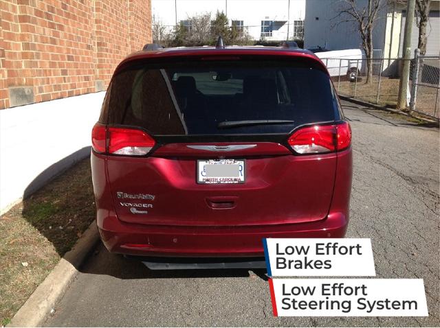 2021 Chrysler Voyager LXI