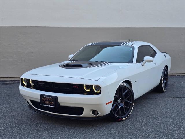 2016 Dodge Challenger R/T Plus Shaker