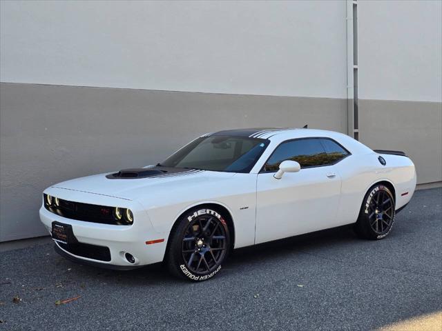 2016 Dodge Challenger R/T Plus Shaker