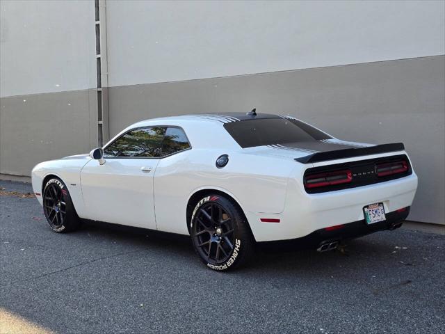 2016 Dodge Challenger R/T Plus Shaker