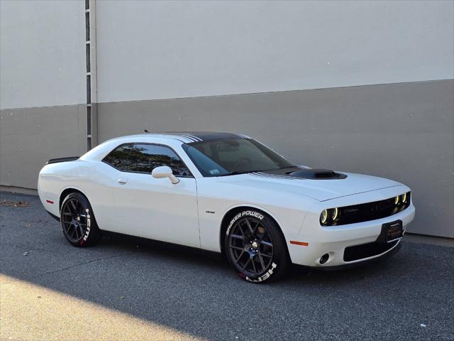 2016 Dodge Challenger R/T Plus Shaker