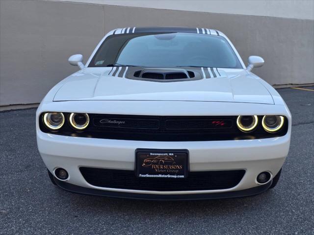 2016 Dodge Challenger R/T Plus Shaker