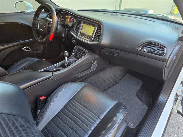 2016 Dodge Challenger R/T Plus Shaker