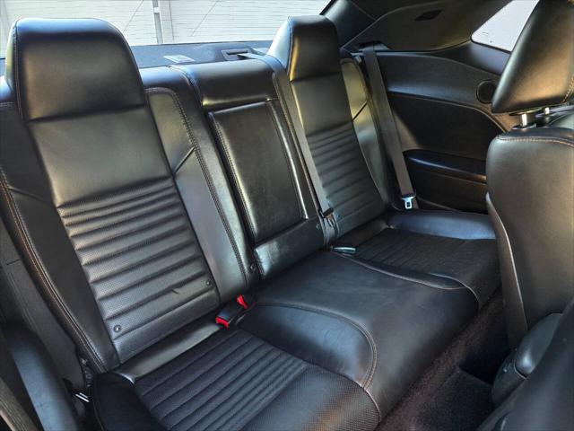 2016 Dodge Challenger R/T Plus Shaker
