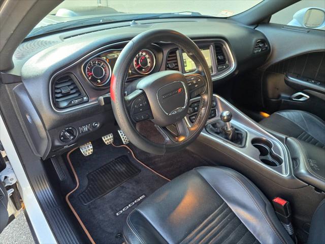 2016 Dodge Challenger R/T Plus Shaker