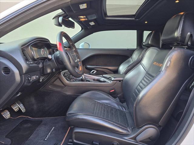 2016 Dodge Challenger R/T Plus Shaker