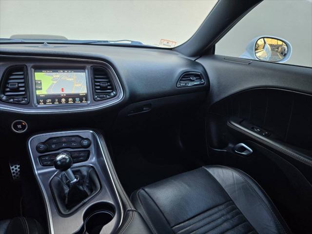 2016 Dodge Challenger R/T Plus Shaker