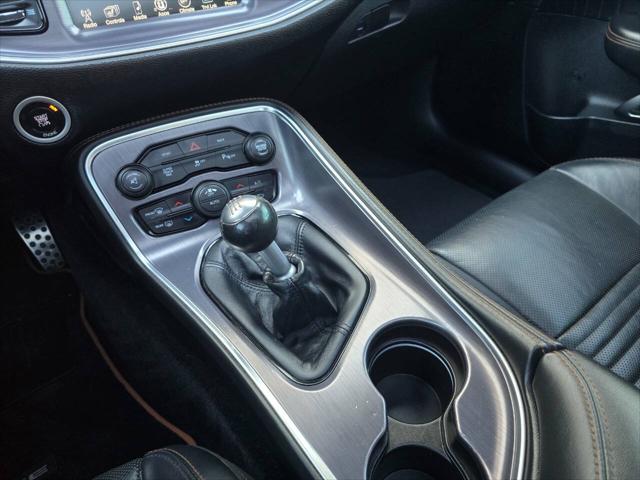 2016 Dodge Challenger R/T Plus Shaker