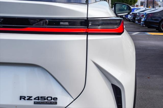 2025 Lexus RZ 450e RZ 450e